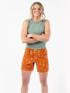 NEW Wild Rye Women’s Freda Bike Shorts Orange Garden Print Size 2